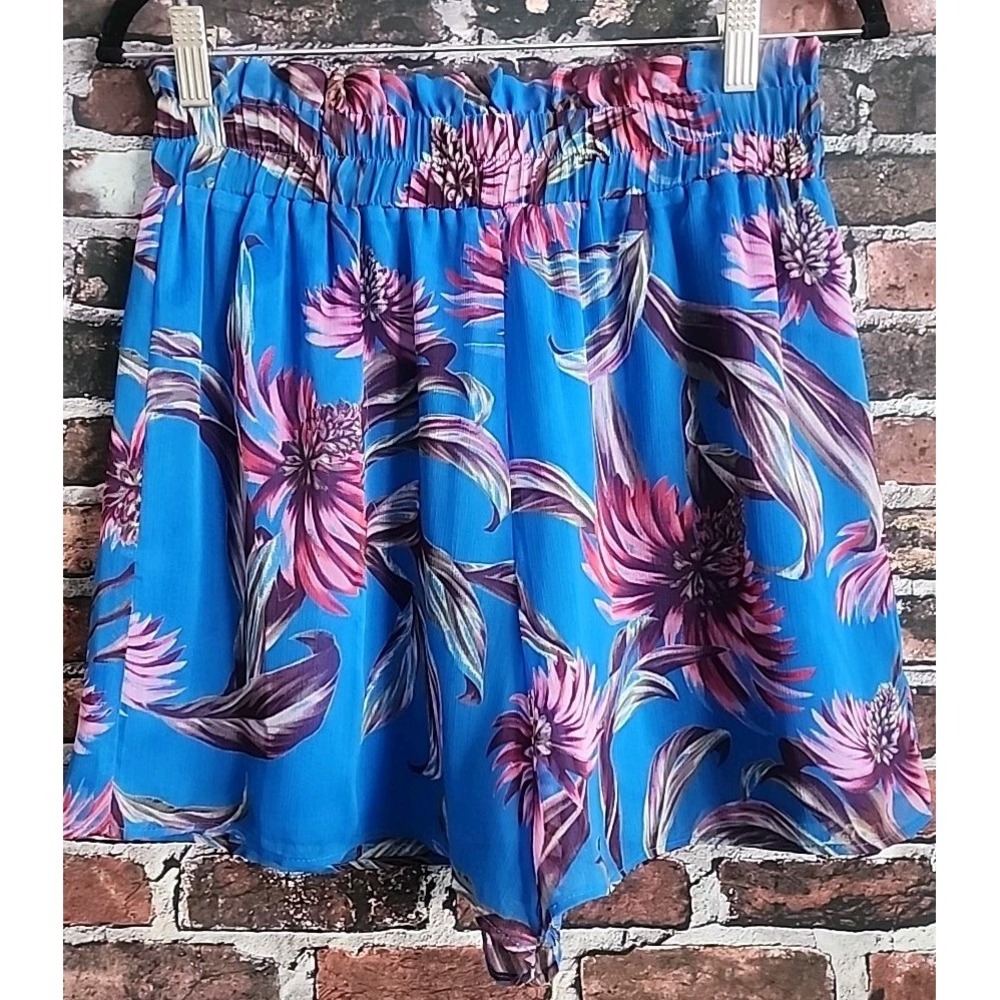 Leith Womens Shorts Medium Flared Blue Pink Hawaiian Floral Boho Hippie‎ Stretch